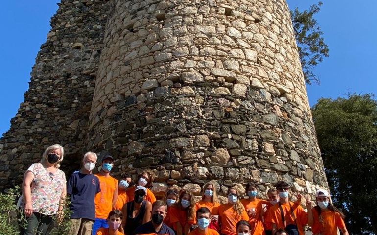 L'equip de voluntaris de les excavacions 2021 al castell Sant Iscle de Vidreres